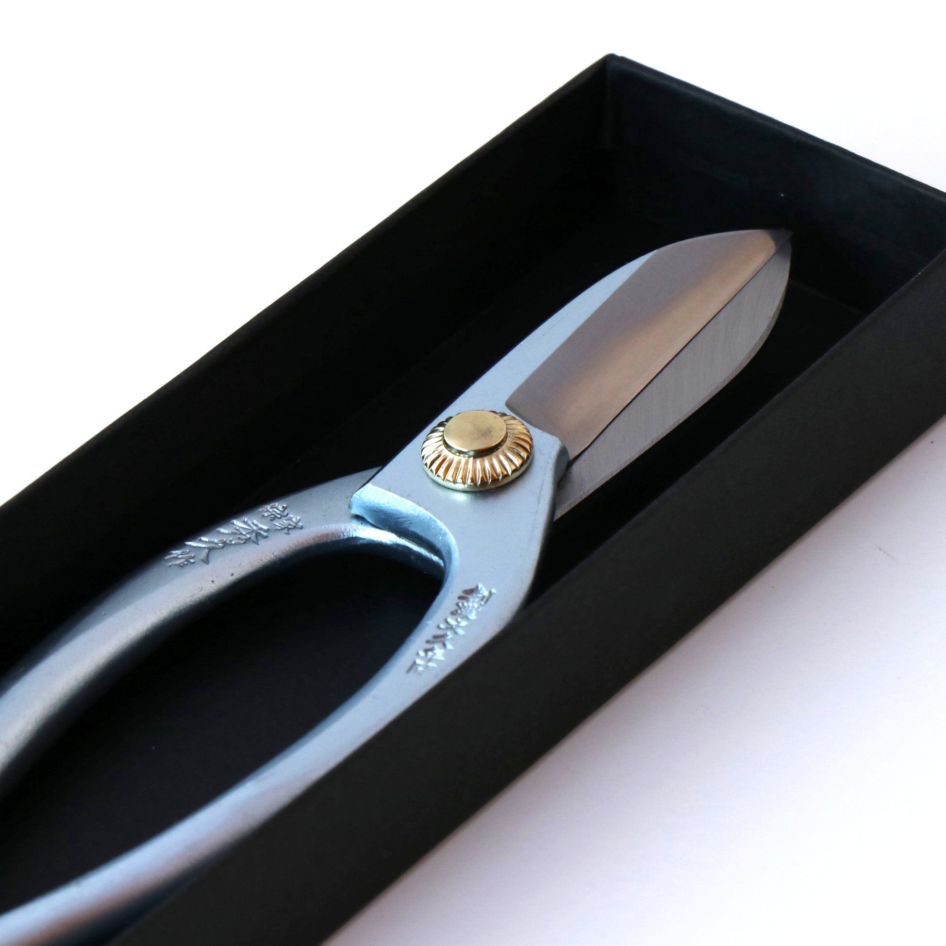 T8BL Japanese Traditional Ikebana Floral Shears with Blue Hand-Forged High-Carbon Steel 50 mm Blade