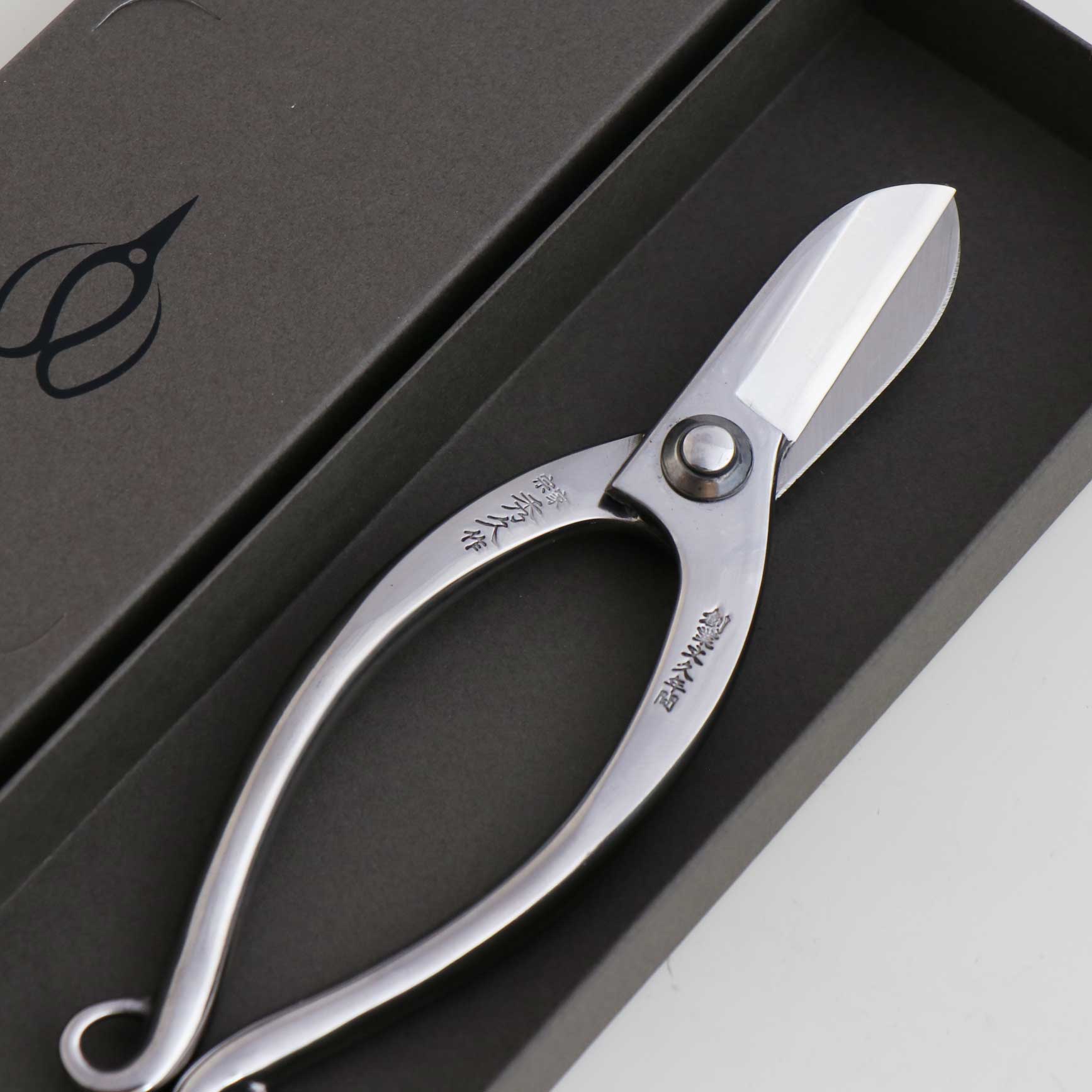 T10 Traditional Japanese Ikebana Floral Scissors "Warabi-te" Grip, Stainless Steel