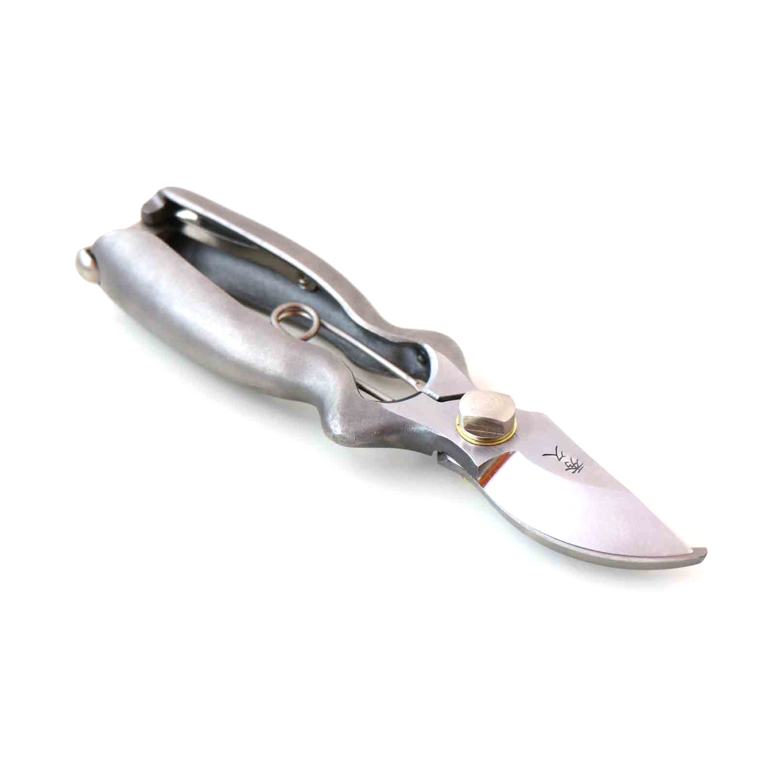 T531 Hand-Forged Stainless Steel Pruning Shears/Secateurs with Symmetrical Ergonomic Grip, Size S