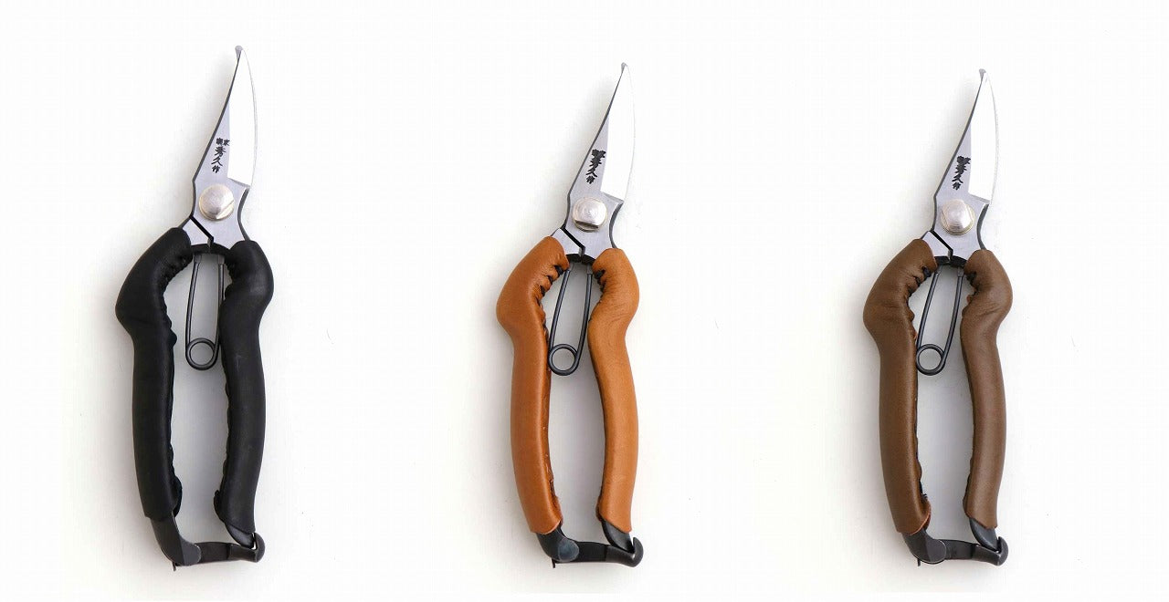 Premium leather-wrapped garden tools by Toyama Hamono
