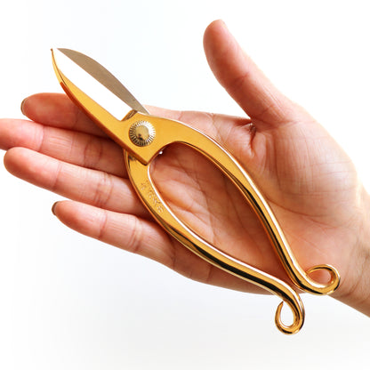 T8AU Traditional Japanese Ikebana Floral Shears, Gold Warabi-te Grip Forged High Carbon Steel 50mm Blade