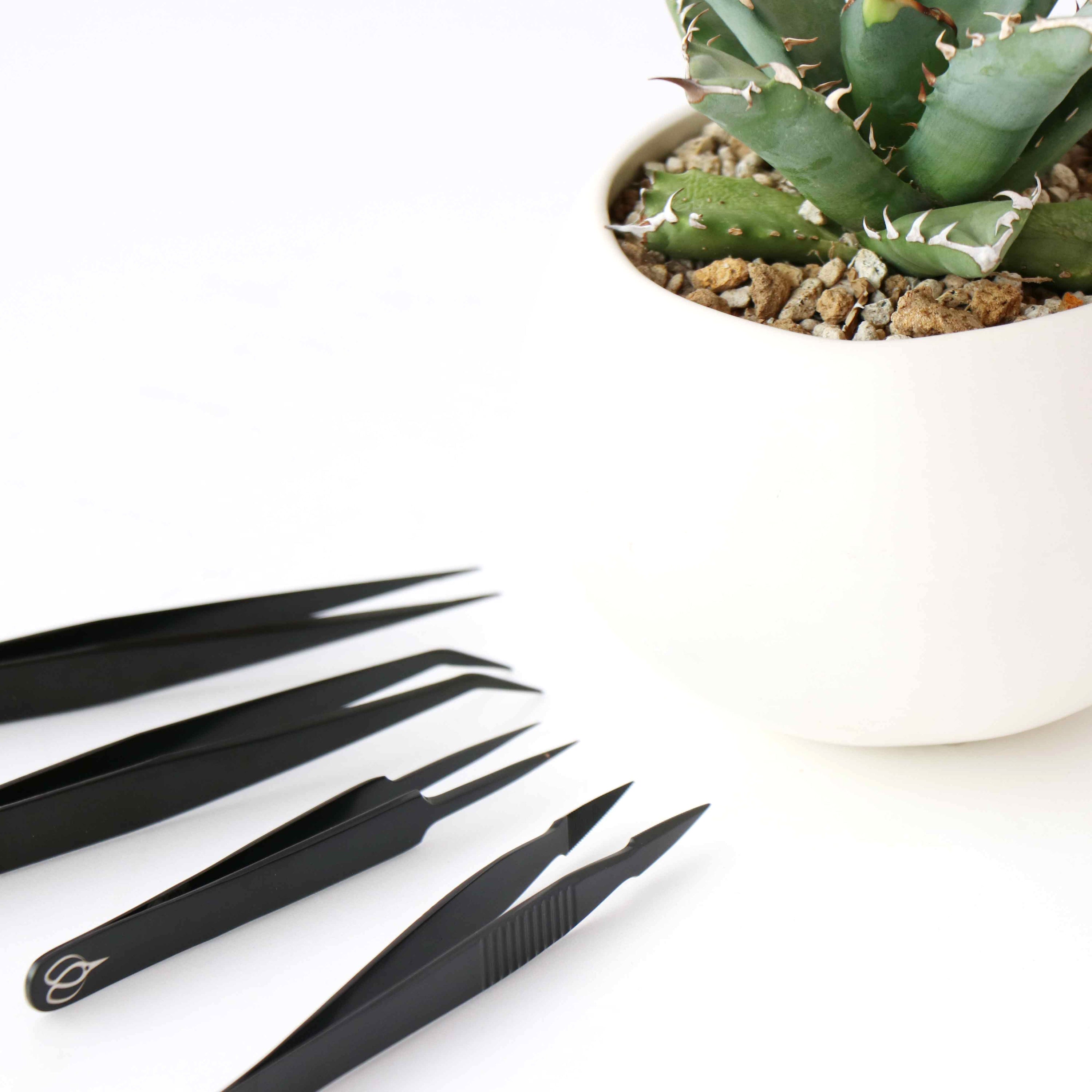 B21 Tweezers Stainless Steel Curved Tip 150mm