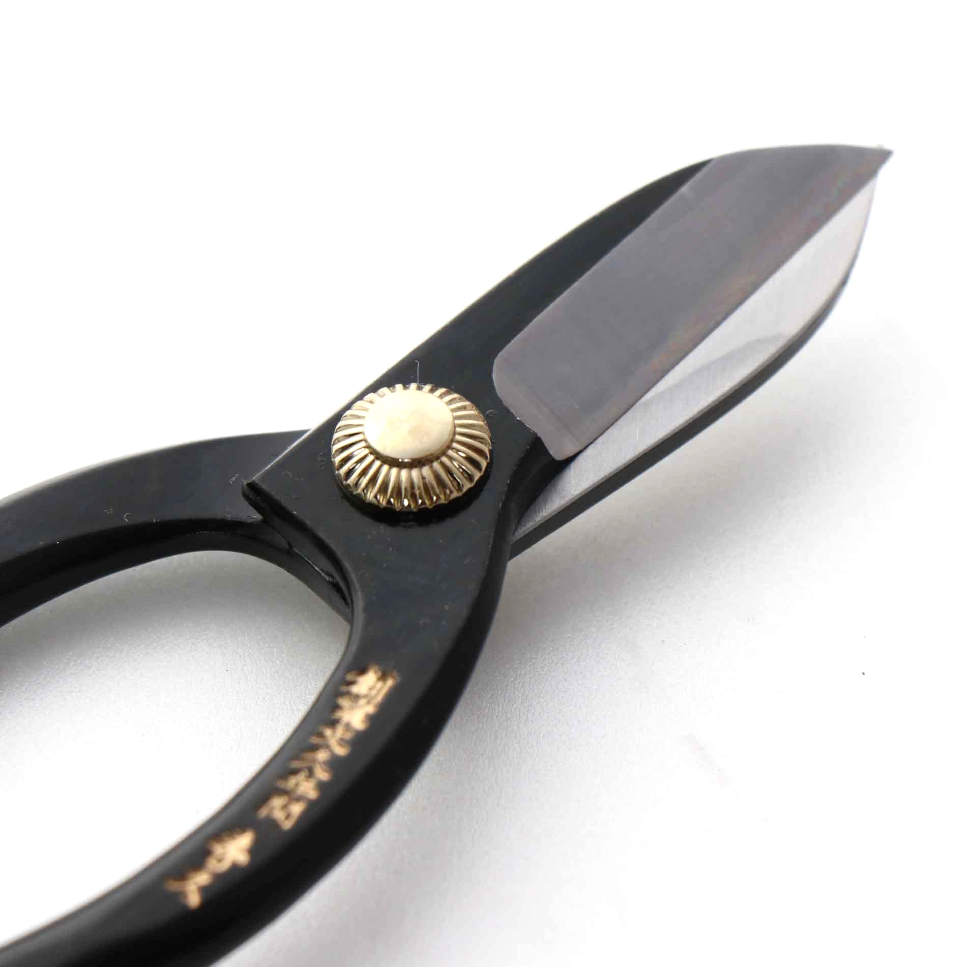T8BKJ Japanese Traditional Ikebana Floral Shears Jr. with Black Hand-Forged High-Carbon Steel 50 mm Blade