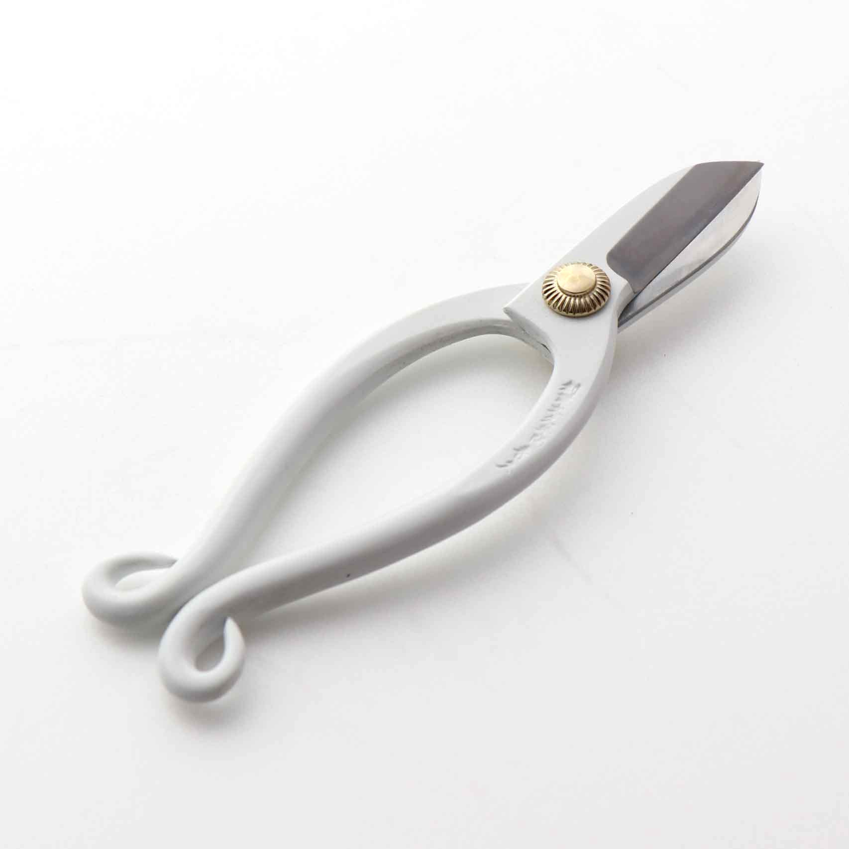 T8WJ Japanese Traditional Ikebana Floral Shears Jr. with White Hand-Forged High-Carbon Steel 50 mm Blade