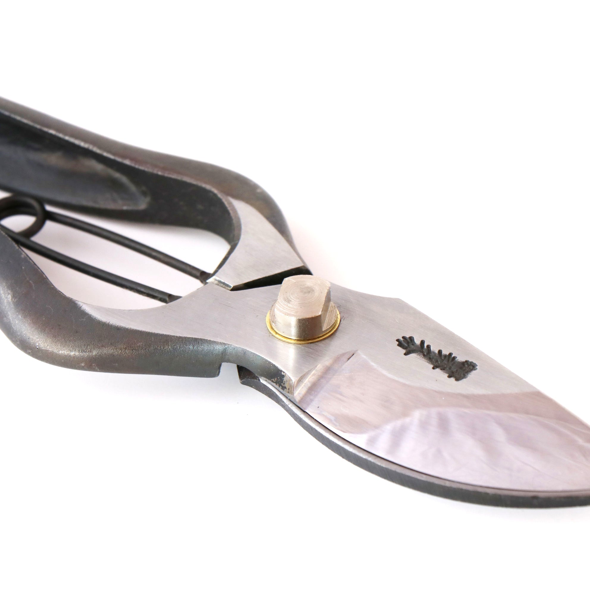 T34 Hand-Forged High-Carbon Steel Pruning Shears/Secateurs with Symmetrical Ergonomic Grip, Size L