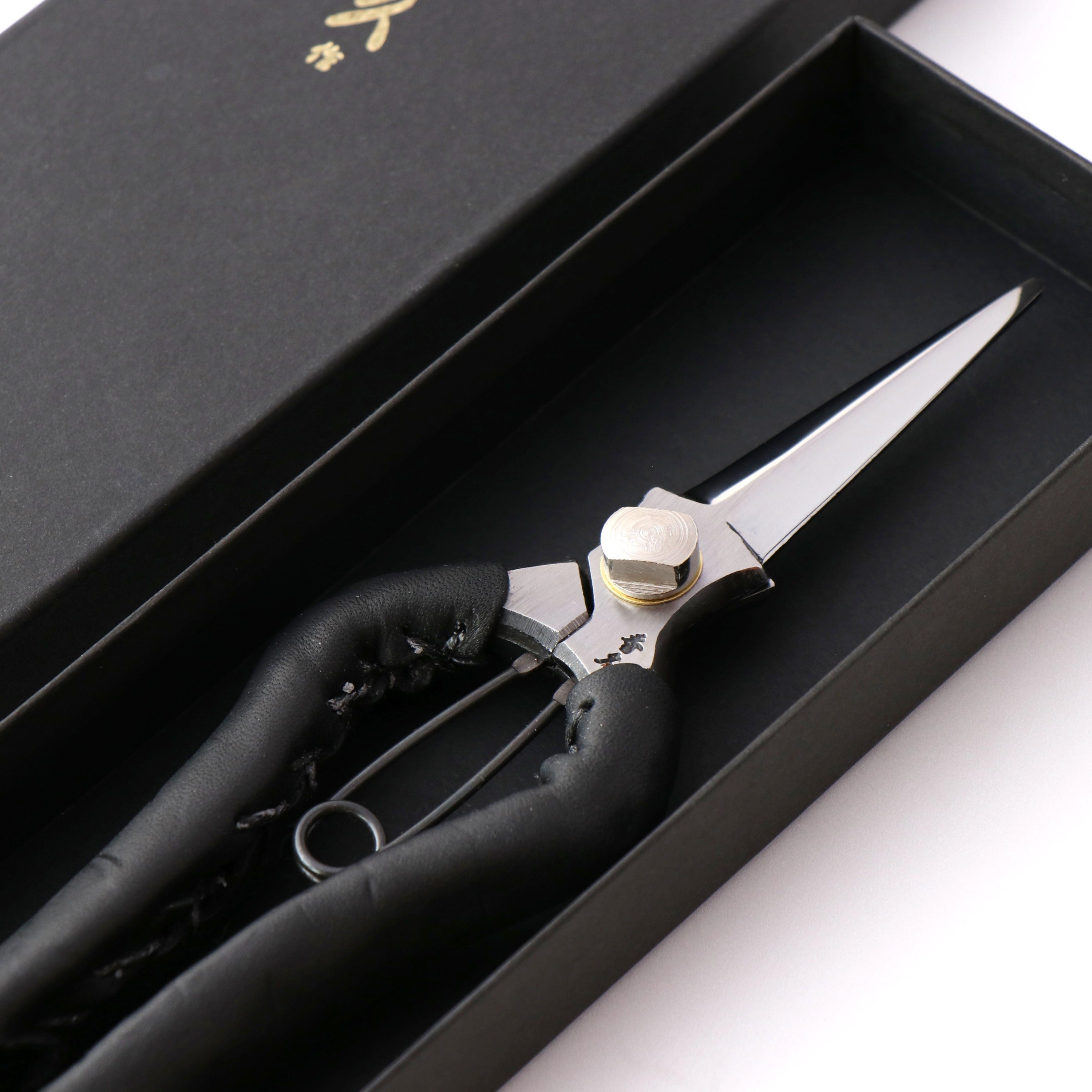 T17B Hand Forged Snips , High Carbon Steel Symmetrical Grip Leather Cover Black