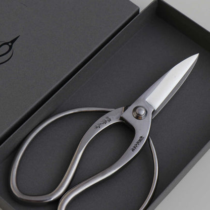 T12 Traditional Japanese Stainless Steel Garden Shears "Okubo" Style