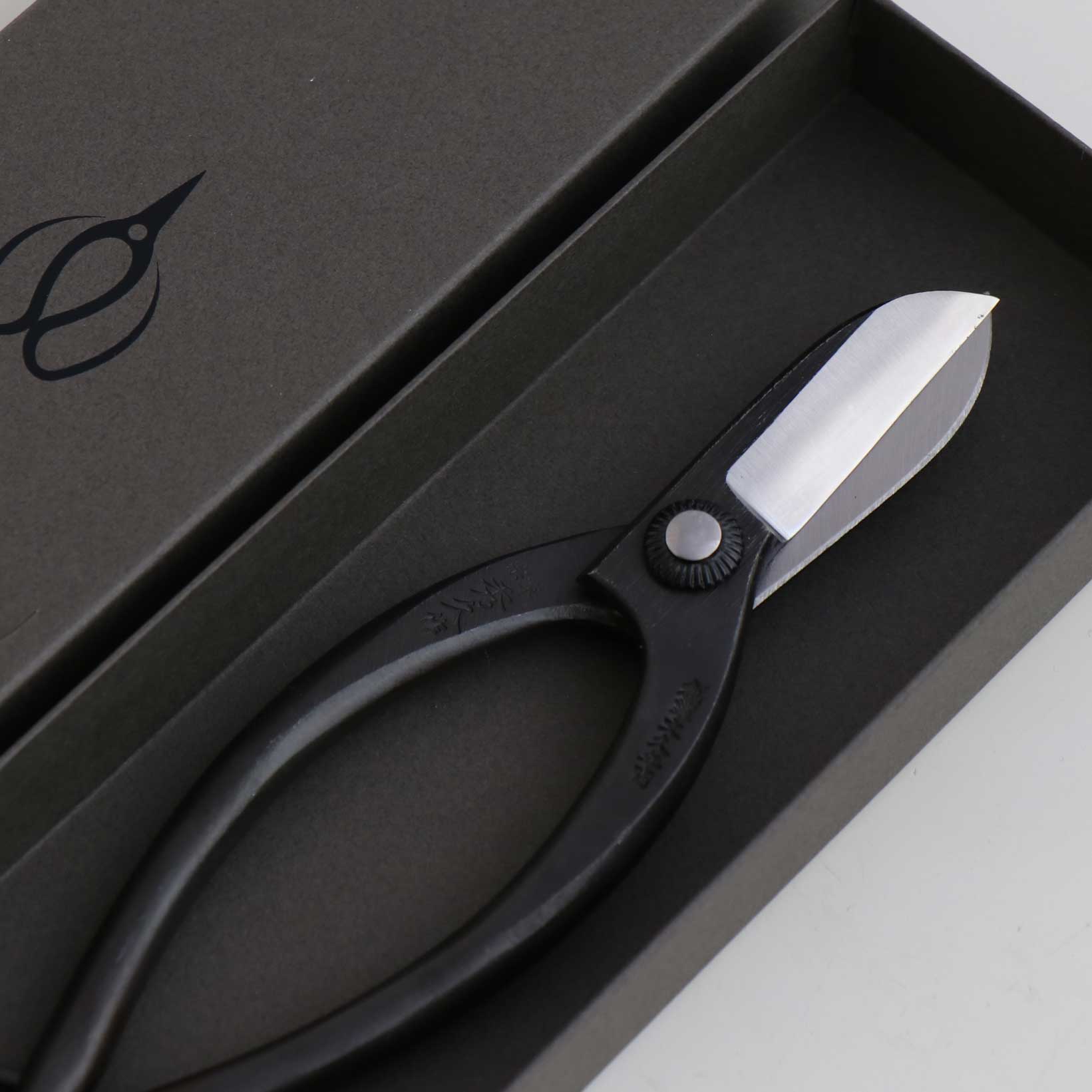 T8 Traditional Japanese Ikebana Floral Shears  ”Warabi-te” Grip Forged High Carbon Steel 50mm Blade